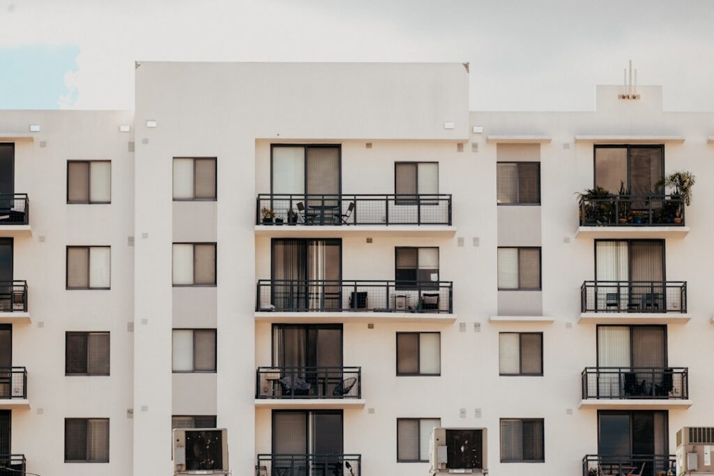 【判例解説】賃貸借の更新拒絶と正当事由｜借家権の対抗要件・立退料・明渡し請求【宅建・賃管2026】