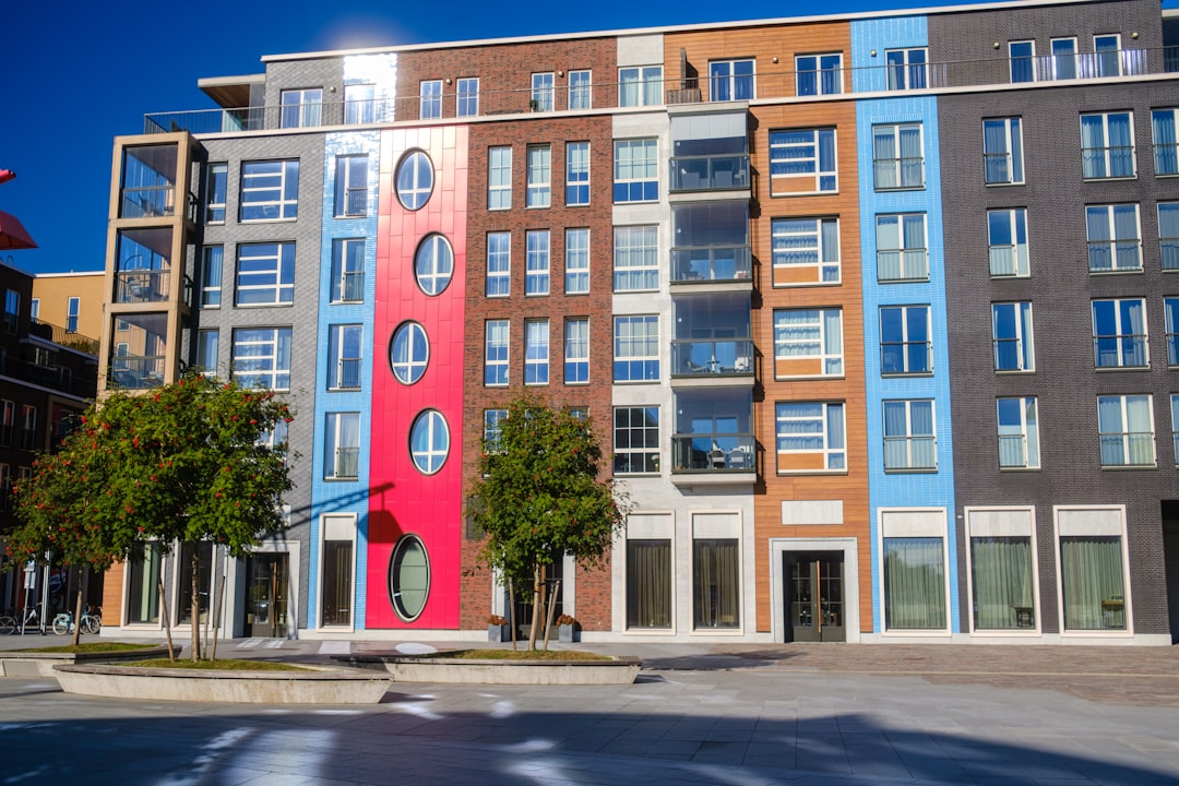 不動産査定額と売却価格の違い｜査定額が高い業者が良い業者ではない理由【宅建士解説】 解説