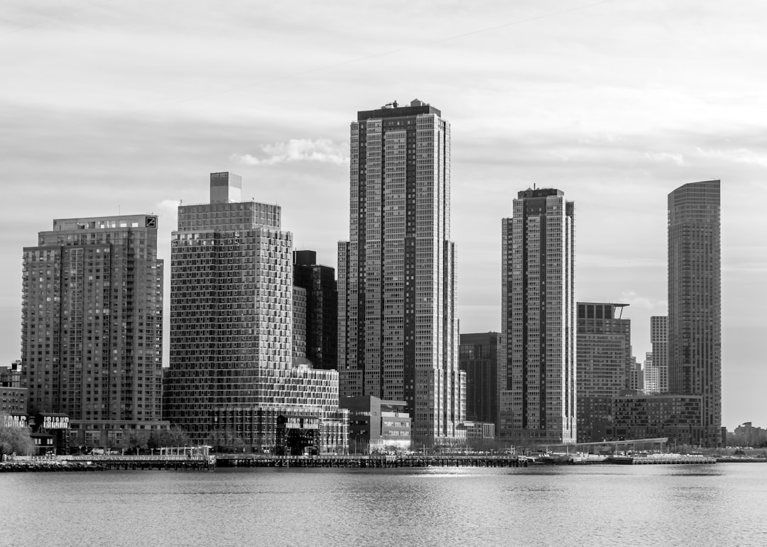 マンション売却の注意点9選【2026年版】管理費精算・修繕積立金・管理計画認定を宅建士が解説 解説