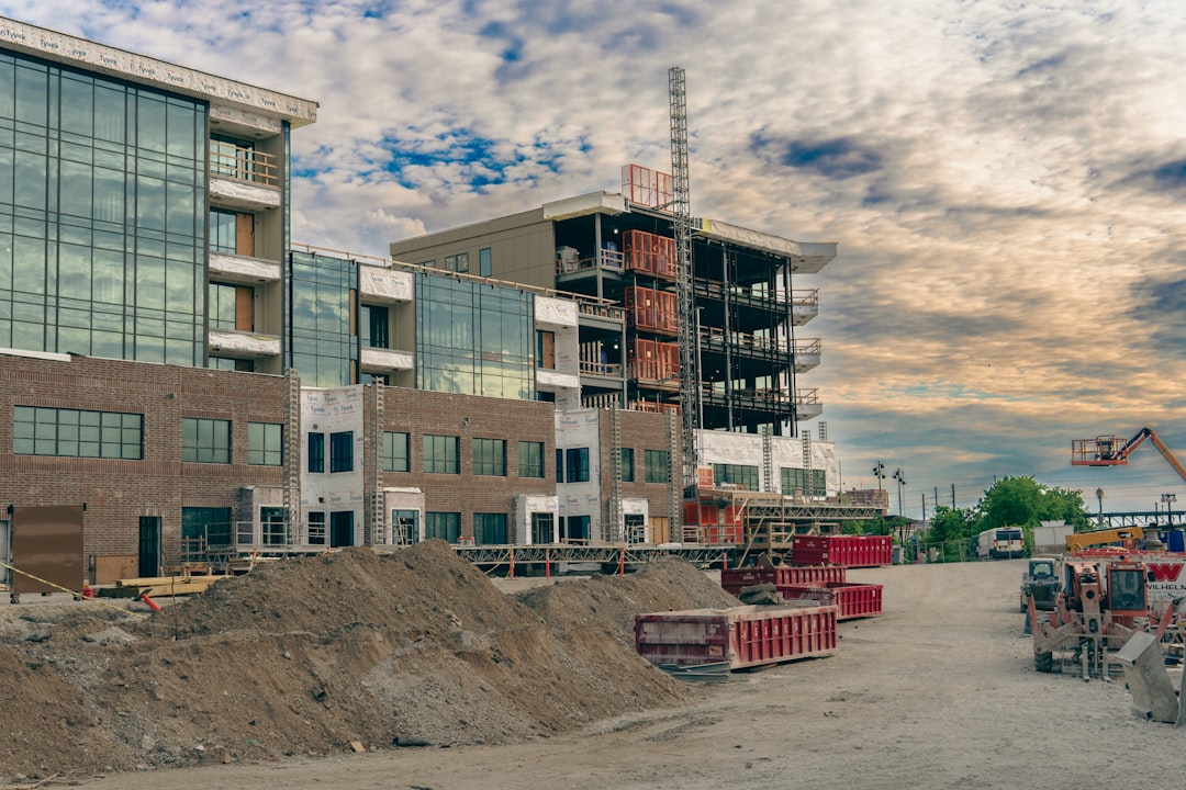 【判例解説】一括受電方式への変更と住民同意｜区分所有法上の問題を最高裁判例から学ぶ 解説