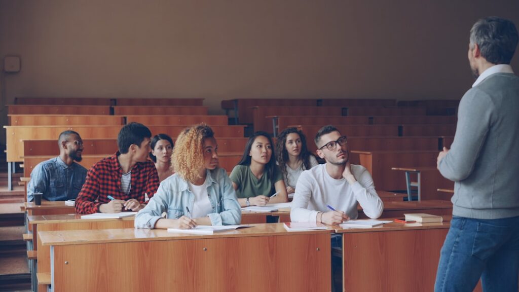 宅建士登録実務講習とは｜費用・スケジュール・受講方法・修了試験の対策まとめ