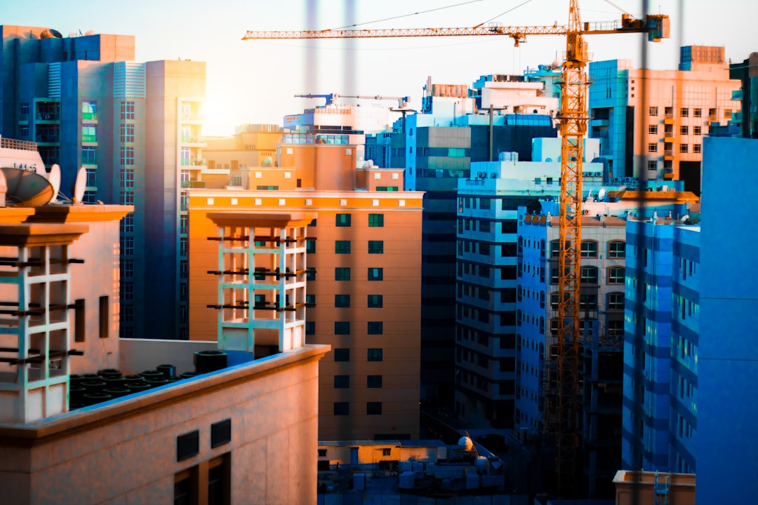 宅建「建築基準法」頻出ポイント総まとめ｜接道義務・斜線制限・建蔽率の計算