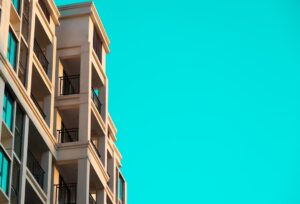 不動産売却で損しないための交渉術｜値引き要求への対応・複数オファーの活用法