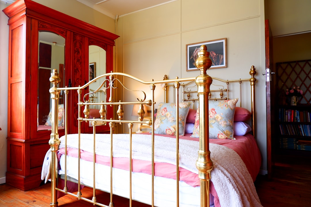 民泊・Airbnb投資の基礎知識と法的規制｜住宅宿泊事業法・旅館業法・年間営業日数の制限【2026年版】