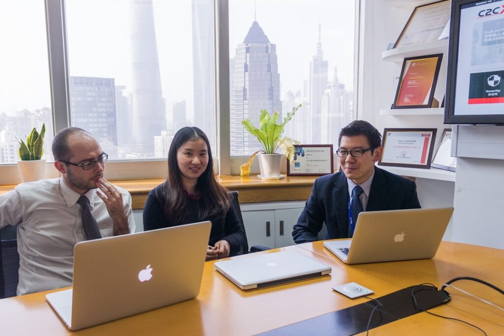 賃貸管理の委託と自主管理の損益分岐点｜管理費5〜10%を払う価値はあるか