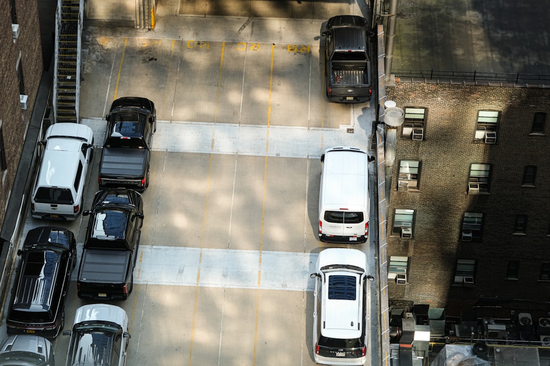 土地活用で「駐車場経営」が初心者に最適な理由【他の活用法との徹底比較2026】