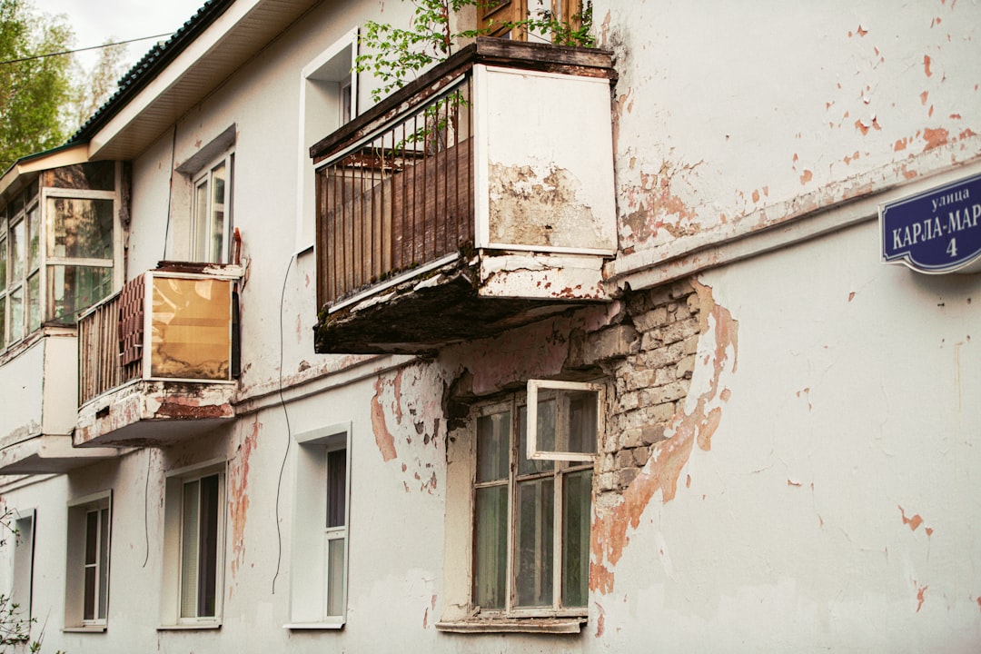 原状回復義務のガイドライン【大家・入居者の負担区分を完全解説2026年版】