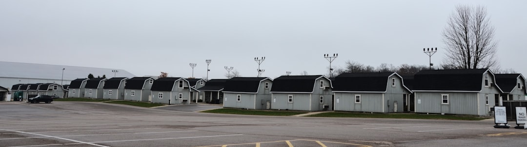 トランクルーム・貸倉庫経営の始め方【初期費用・収益と注意点2026年版】