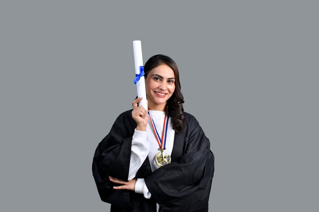 不動産四冠資格の取り方【宅建・マン管・管業・賃管の勉強順序と攻略法】