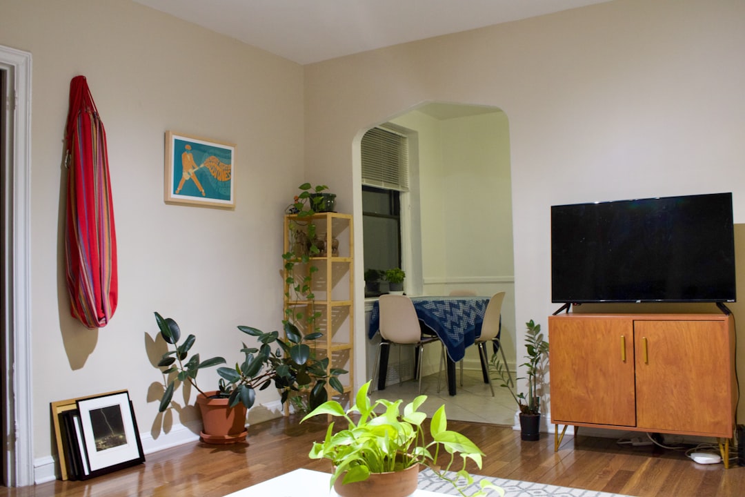 民泊（Airbnb）経営の始め方【許認可・収益・リスク2026年版】