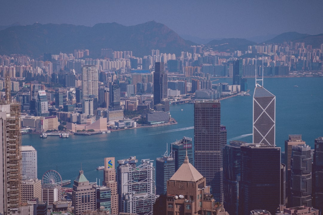 海外不動産投資のリスクと注意点【失敗しないための選び方2026年版】