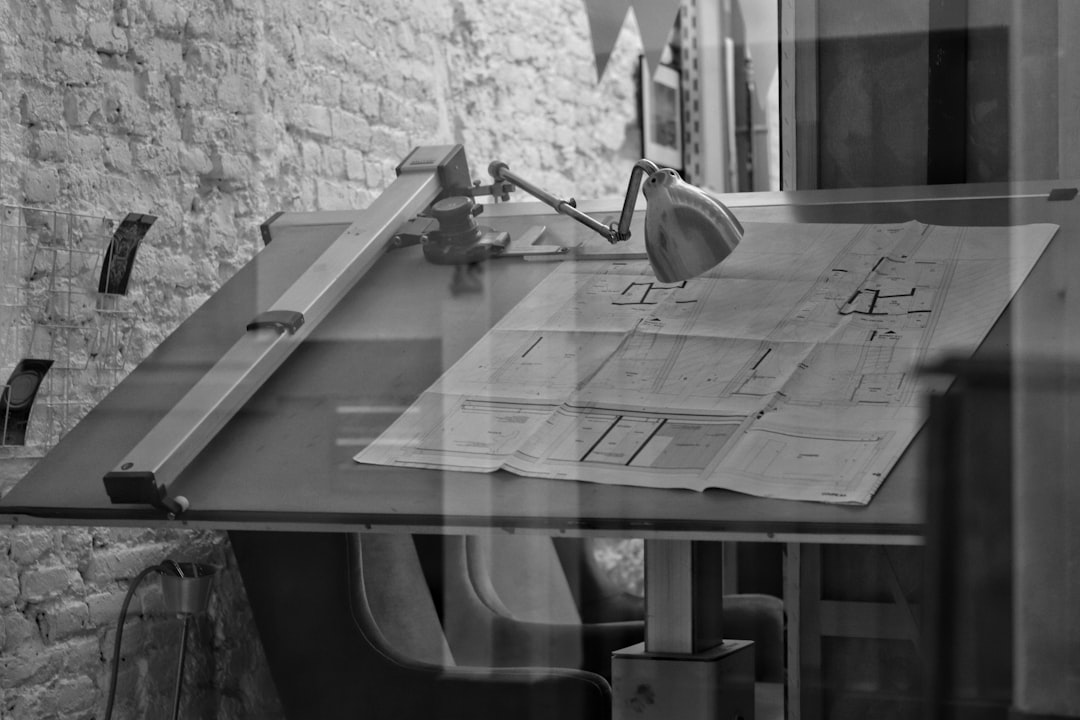 大規模修繕の施工会社選定：相見積もりの取り方と業者評価の7つのポイント