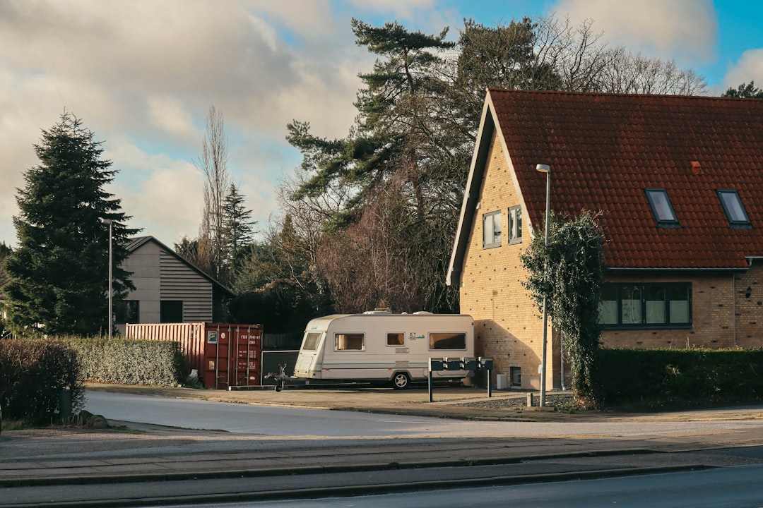 設計監理方式と責任施工方式の比較図解