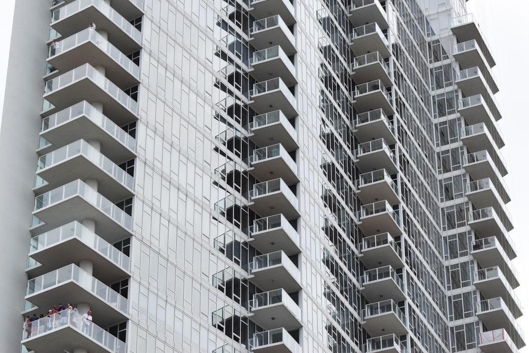 マンション外観・区分所有のイメージ