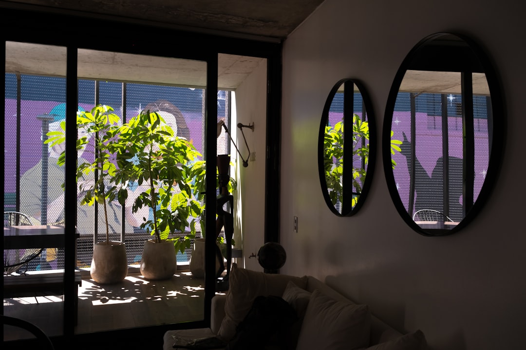 都市部のマンション外観