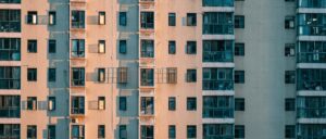 賃貸住宅管理業法 完全攻略｜登録制度・業務管理者・重要事項説明の全知識 - 不動産四冠ナビ