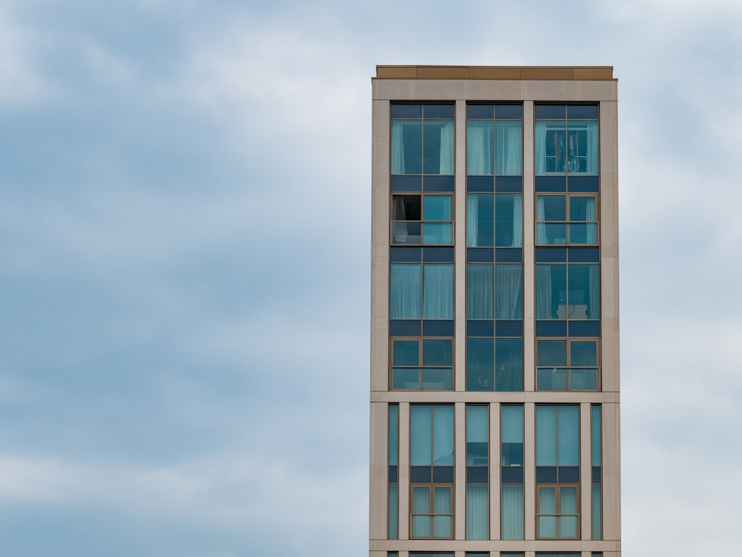 マンション・集合住宅外観 800×450px