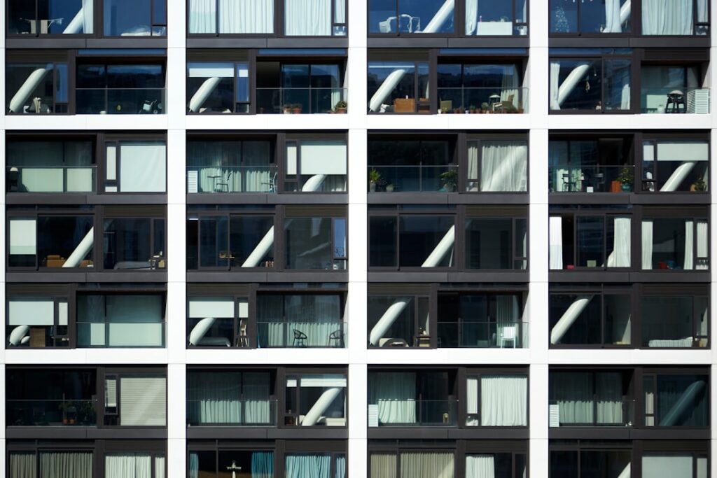 近代高層ビル・都市景観 1200×630px