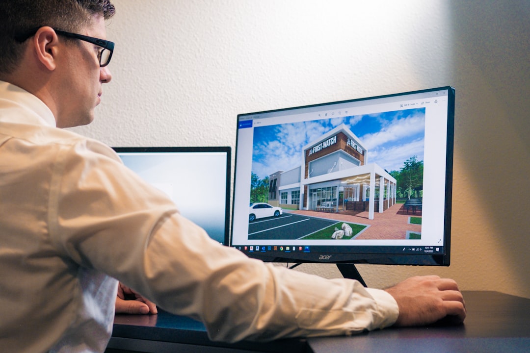 物件調査・チェックのイメージ real estate property building documents workspace